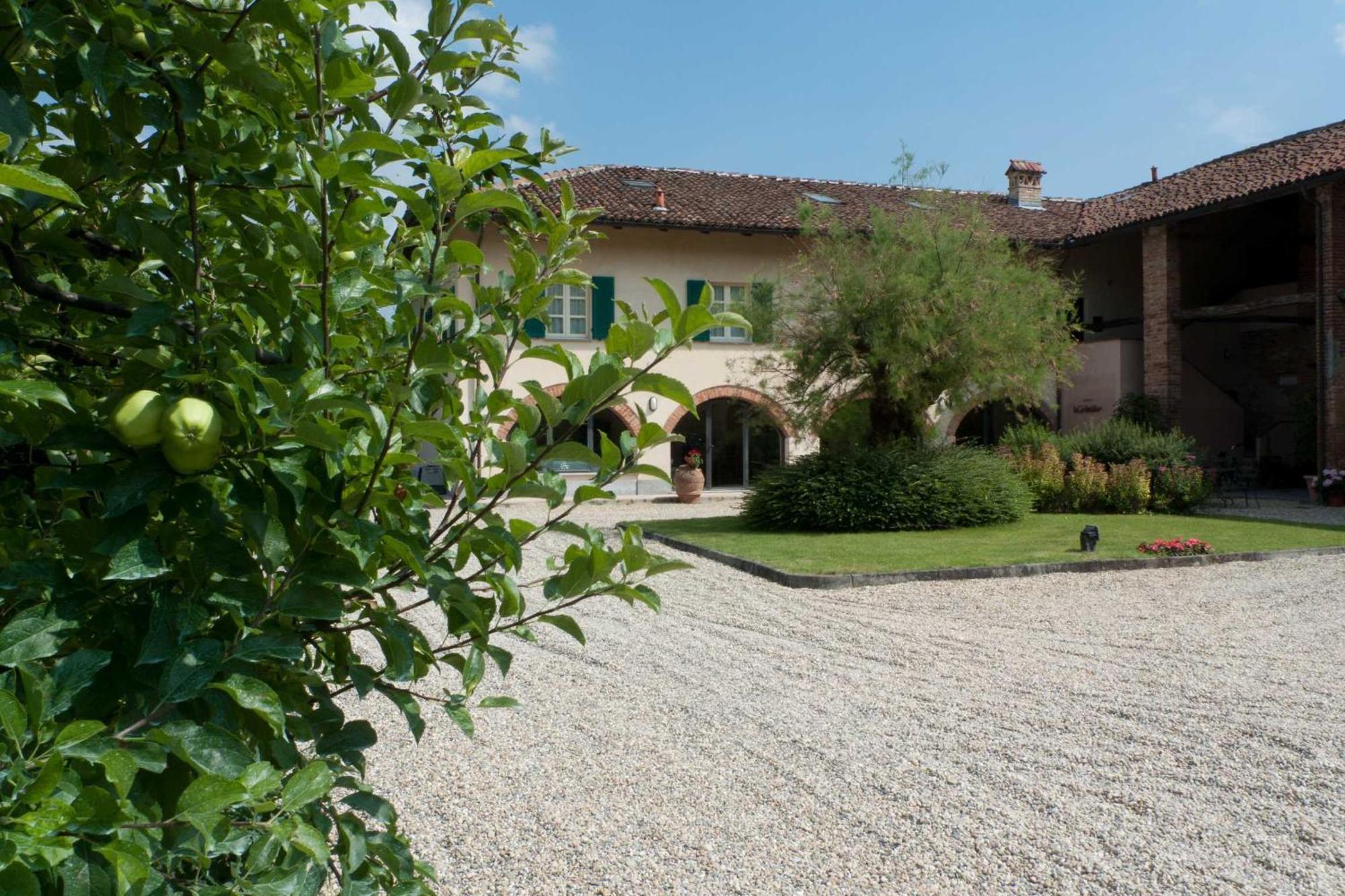 La Giribaldina Winery & Farmhouse Calamandrana Exterior foto